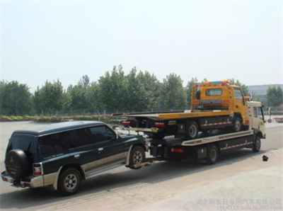 拖車(chē)救援