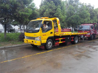 汽車(chē)救援介紹哪些情況可以路邊快修？