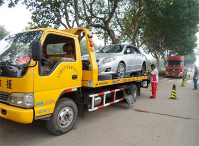  道路救援提示冬天汽車常見故障的注意事項(xiàng)
