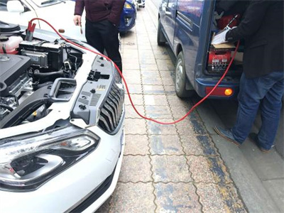  汽車救援解答為什么汽車突然沒電？